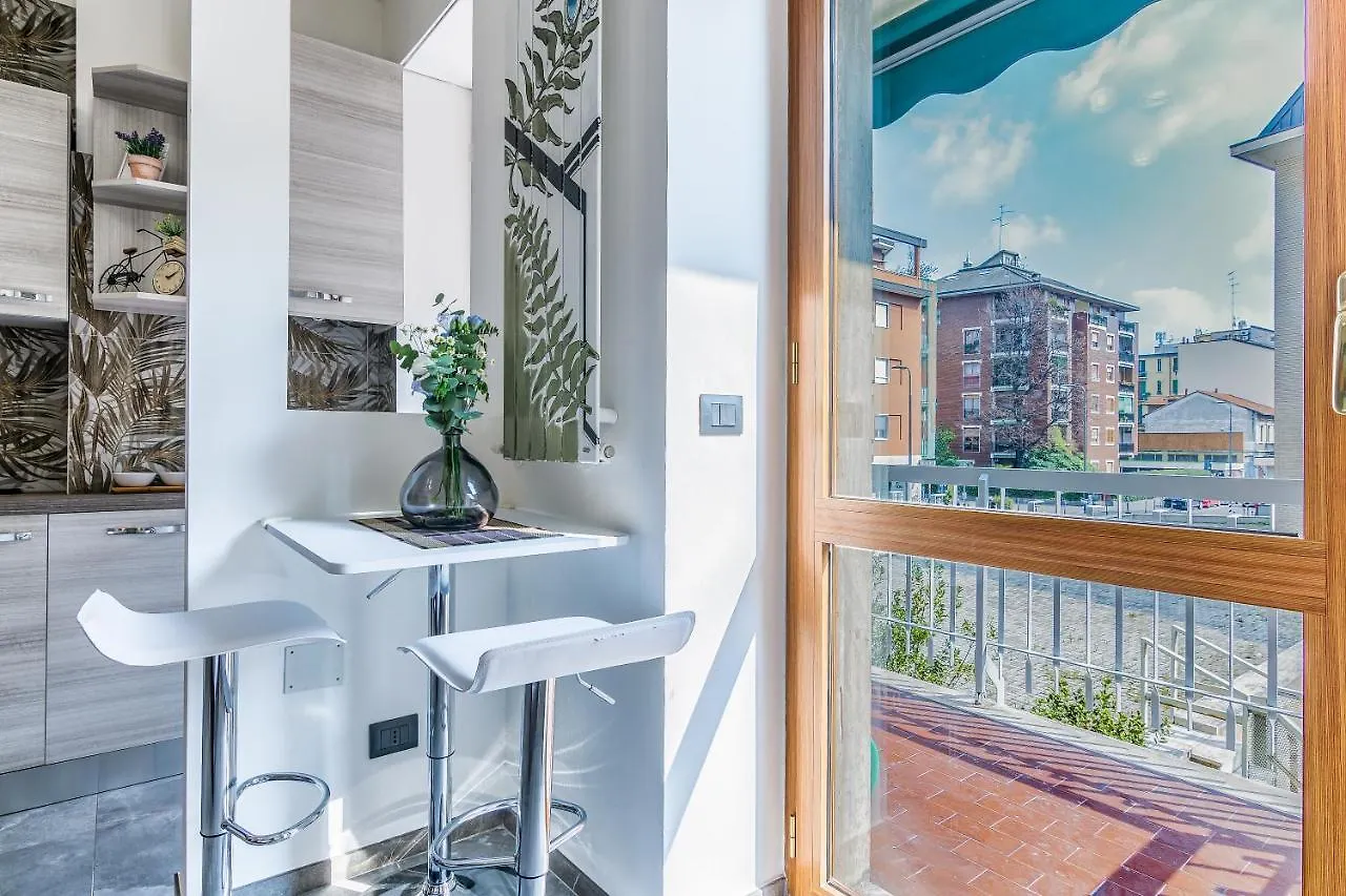 Beplace Apartments In Nolo Milan