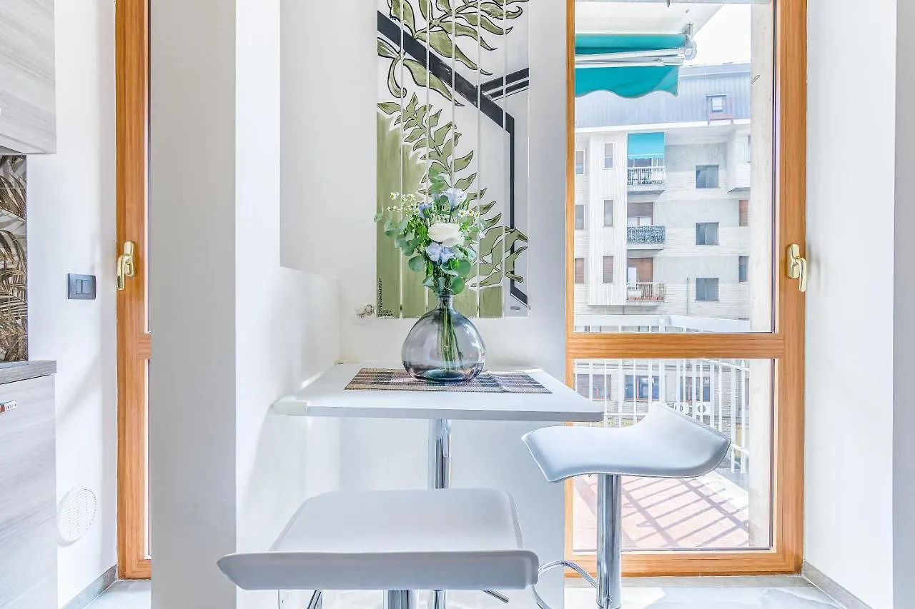 Beplace Apartments In Nolo Milan
